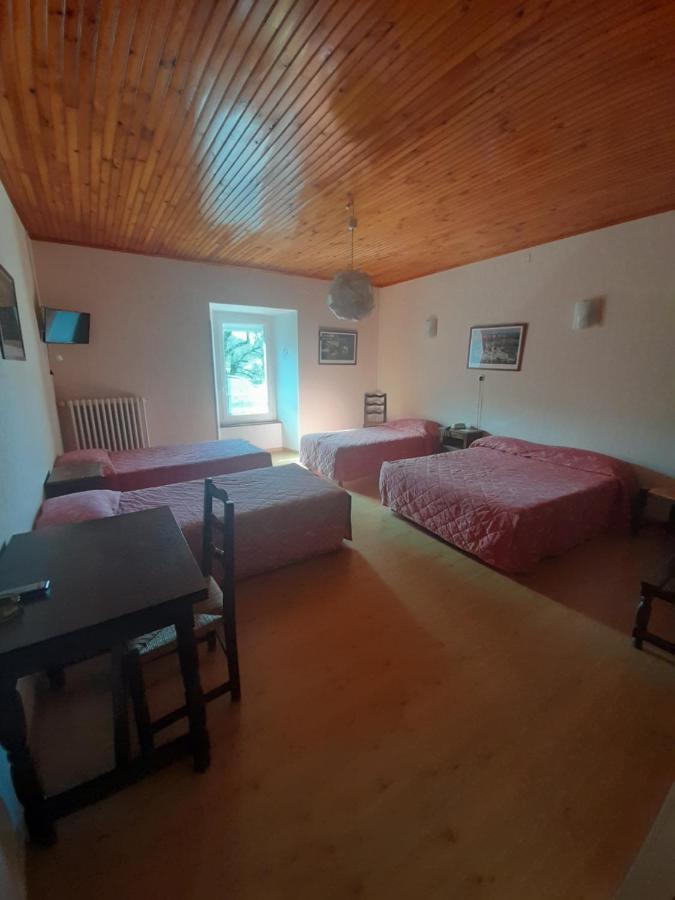 Relais Du Bois Du Four Hotell Saint-Léons Eksteriør bilde